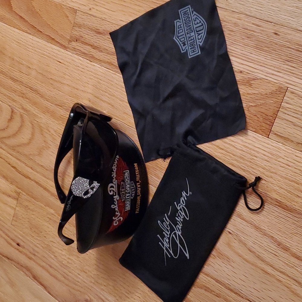 Harley Davidson Willie G Rhinestone Sunglasses in Black